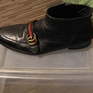 Men’s GUCCI Dress Boot size 10.5 in great condition